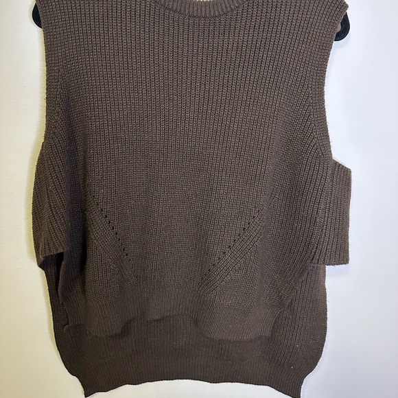 Brown Knit Vest Sweater - Picture 4 of 4